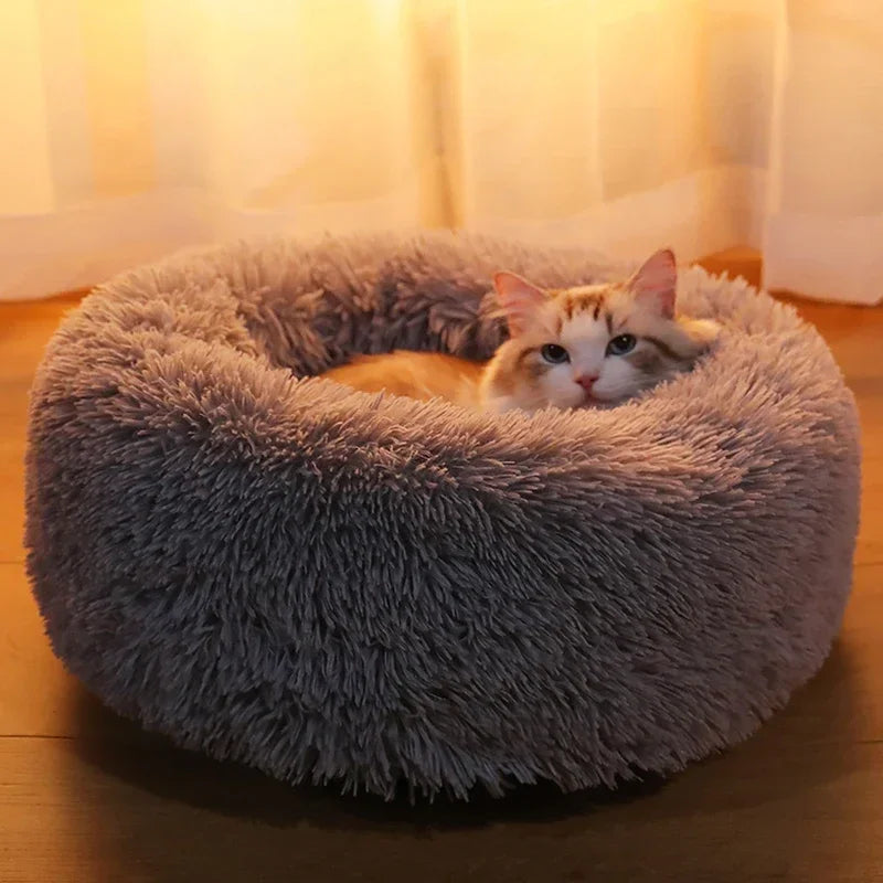 Plush Round Pet Bed - Warm, Non-Slip Cushion for Cats & Dogs (40-100cm)